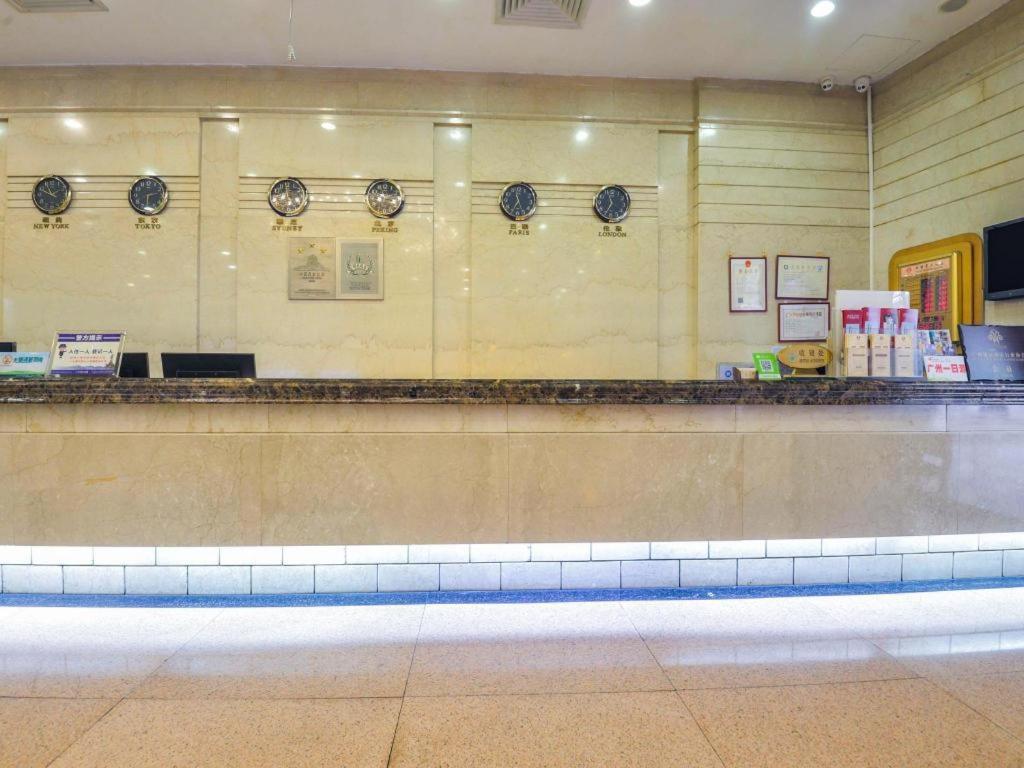New World Hotel Guangzhou Exterior foto