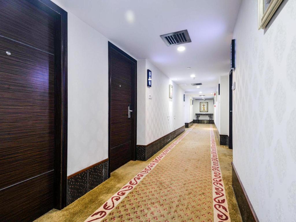 New World Hotel Guangzhou Exterior foto
