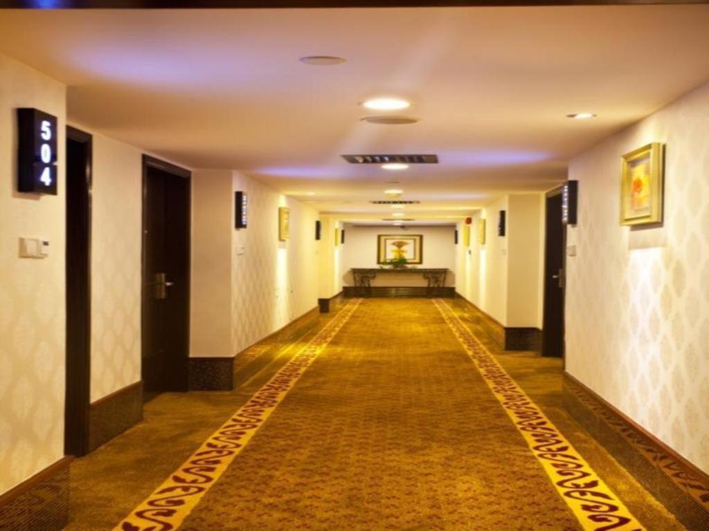 New World Hotel Guangzhou Exterior foto